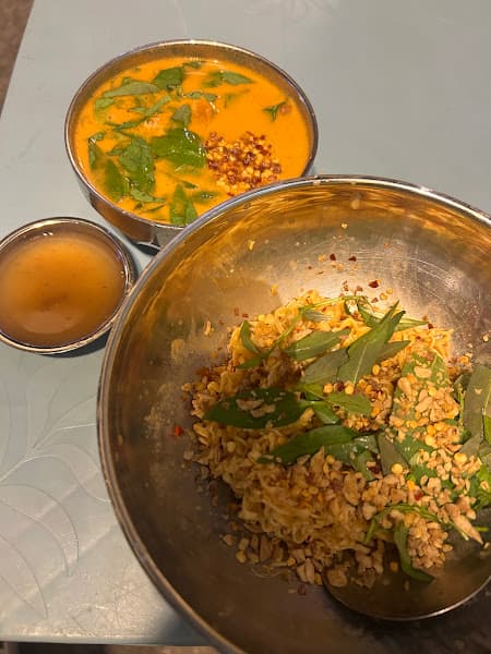 Ảnh bìa Phá lấu bò Ti Ti