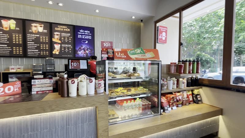 Hình ảnh HIGHLANDS COFFEE 71 TRƯƠNG QUANG GIAO - 3