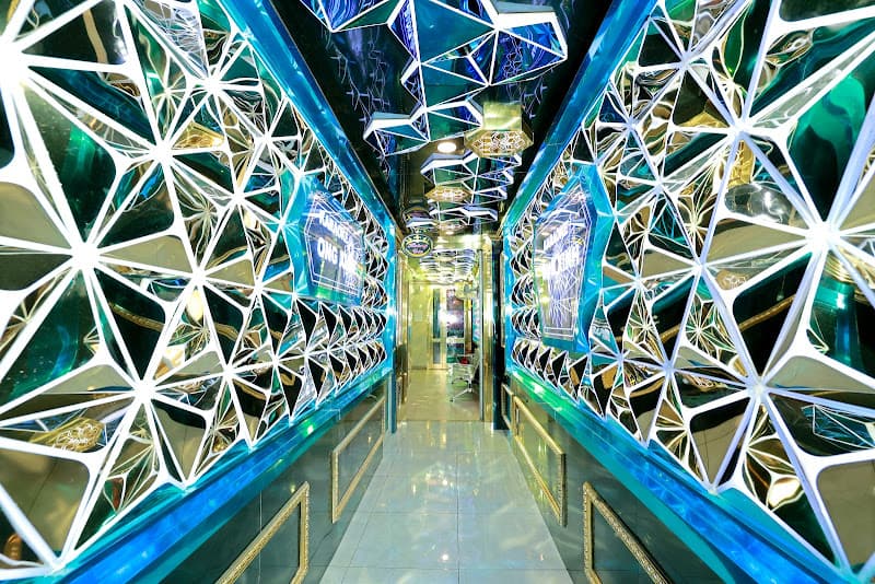 Ảnh bìa ONG XINH LOUNGE & KARAOKE