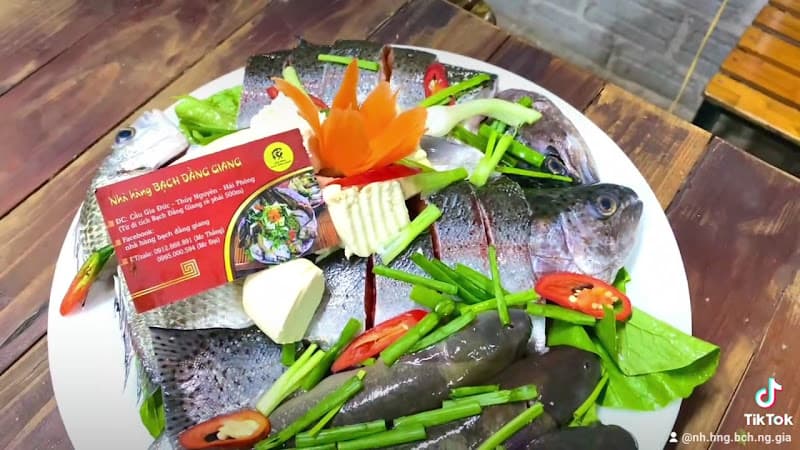 Hình ảnh Nhà hàng Bạch Đằng Giang - 3