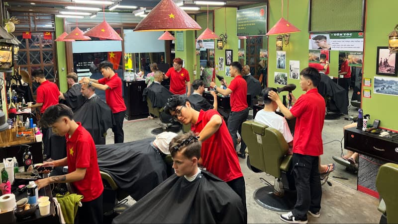 Ảnh bìa CHÚ BỘ ĐỘI BARBER SHOP