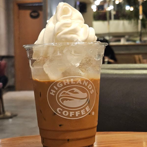 Hình ảnh Highlands Coffee Nguyễn Thái Học - 4