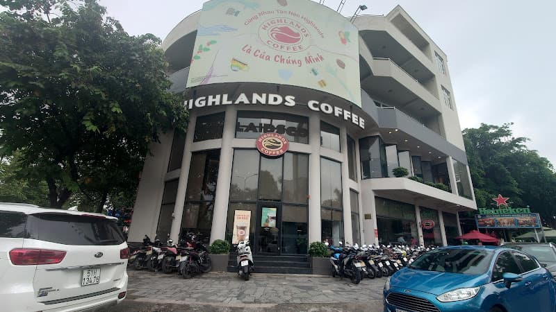 Highlands Coffee - Đồng Khởi