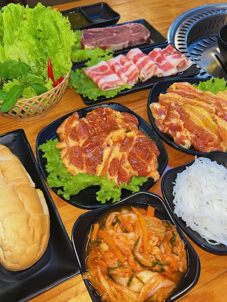 Hình ảnh Bee Lẩu Nướng Ninh Bình - Thịt Tươi Mỗi Ngày - 5