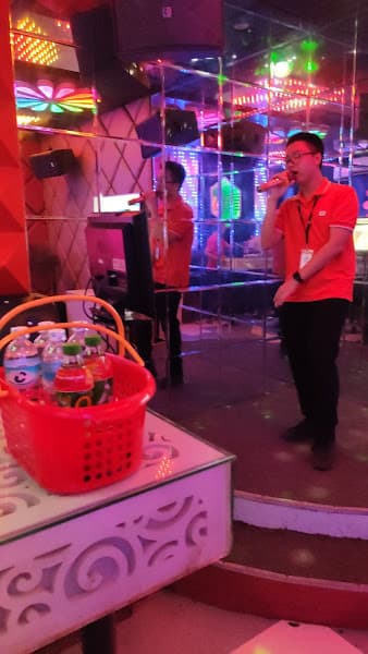 Hình ảnh Karaoke Âu Việt - 3