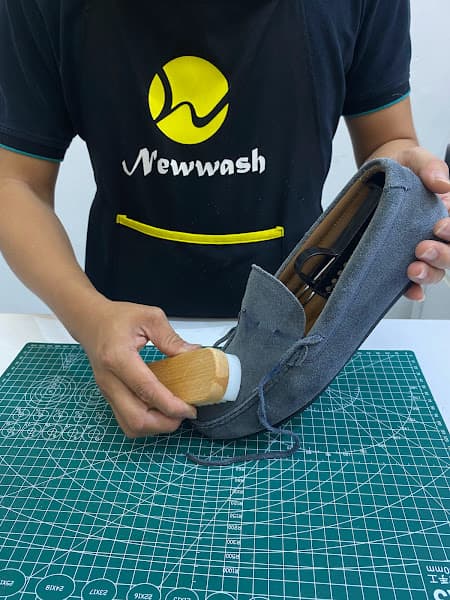 Hình ảnh GIĂT HẤP - GIẶT ỦI - VỆ SINH GIÀY | NEWWASH CẦN THƠ - 5