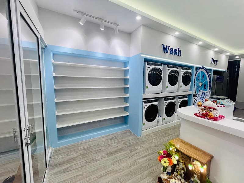 Hình ảnh Giặt sấy WASHUP - Vệ sinh giày, nón bảo hiểm Cần Thơ - 4
