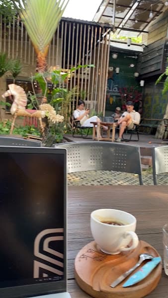 Hình ảnh Là Lá Workspace Coffee & Events - 2