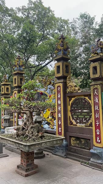 Hình ảnh Đền thờ Trương Hán Siêu - 3