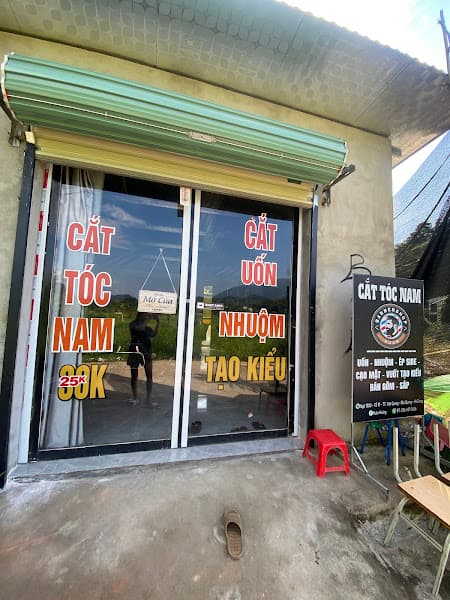 Hình ảnh Tiệm Tóc Nam Huân Barber Shop - 4