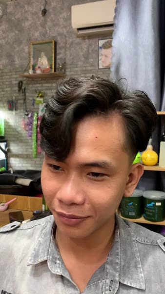 Hình ảnh Tiệm Cắt Tóc Nam Nữ Tân Ái Linh 214 - 3