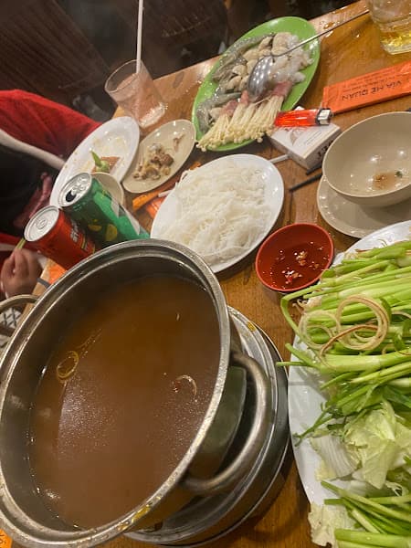 Hình ảnh Vỉa Hè Quán - 3