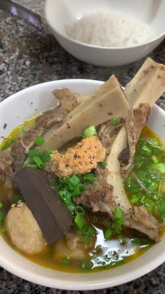 Hình ảnh Bún Bò Huế Na CS2 - 3