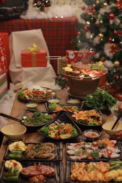 Hình ảnh Tiệm ăn Bên Ga Tàu - Quán Lẩu Nướng Cá Tầm - 3