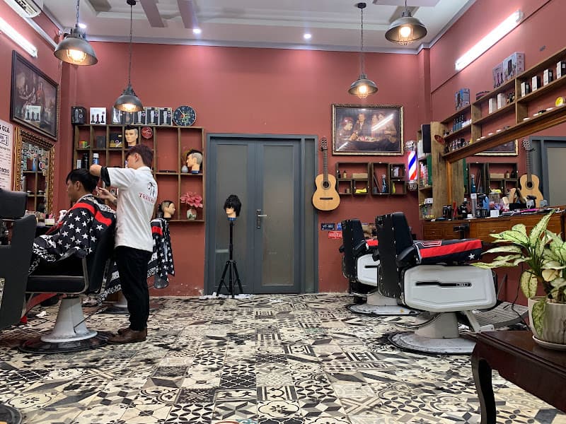 Hình ảnh Trần Hậu Barber Shop - 2