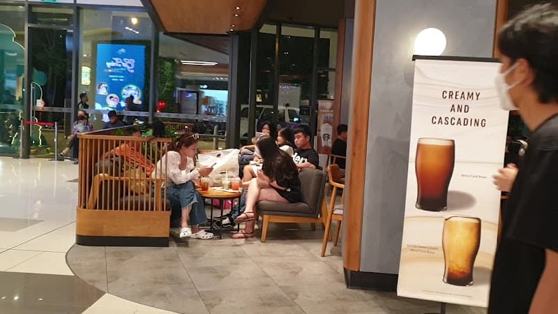 Hình ảnh Starbucks Estella - 4
