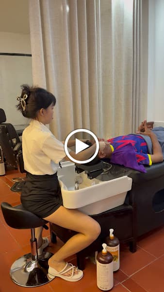 Hình ảnh Thế Giới Tóc Nam LongWin - Cắt Tóc, Ráy Tai, Gội Đầu Massage Cao Lãnh - 3