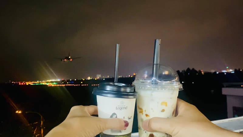 Hình ảnh Cà phê ngắm máy bay - Pig coffee - 4