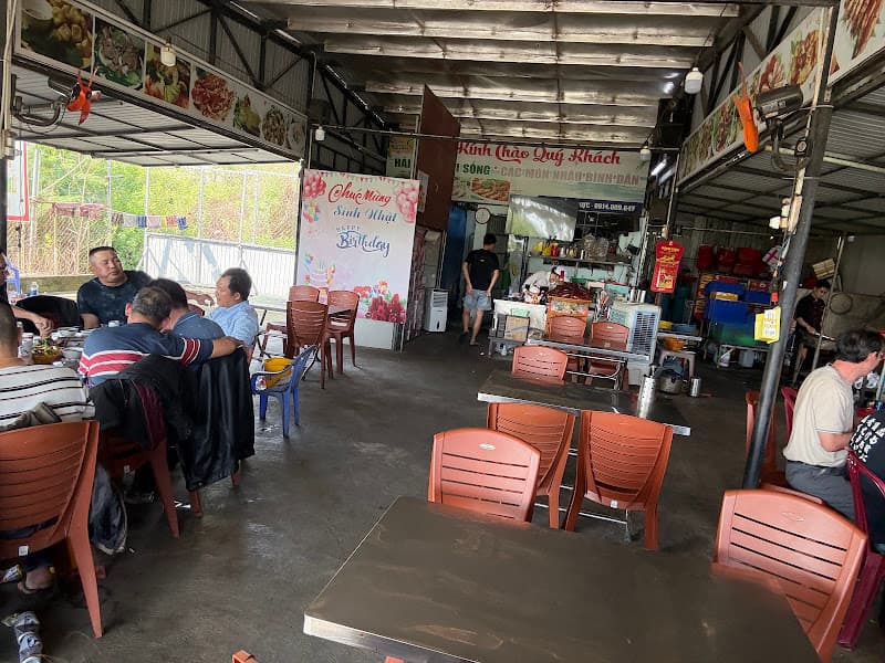 Quán nhậu Bé Hoà