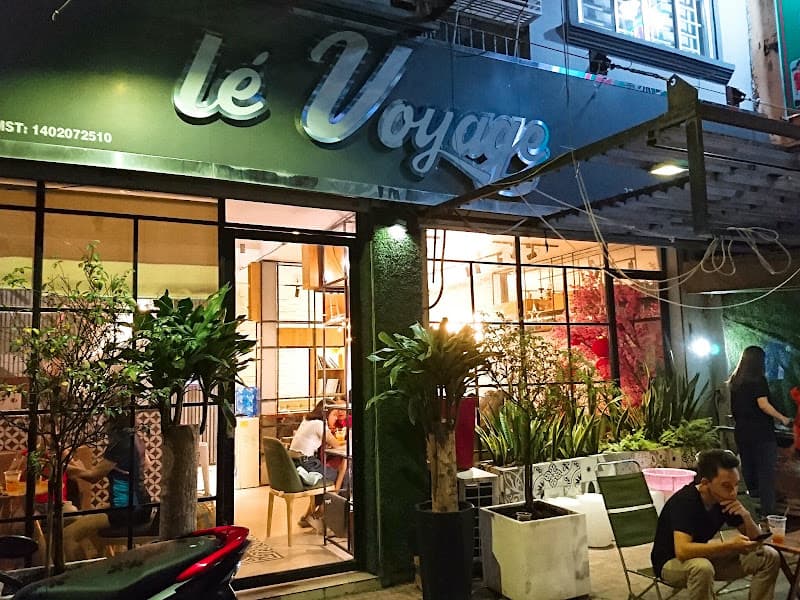 Le Voyage Coffee & Bakery