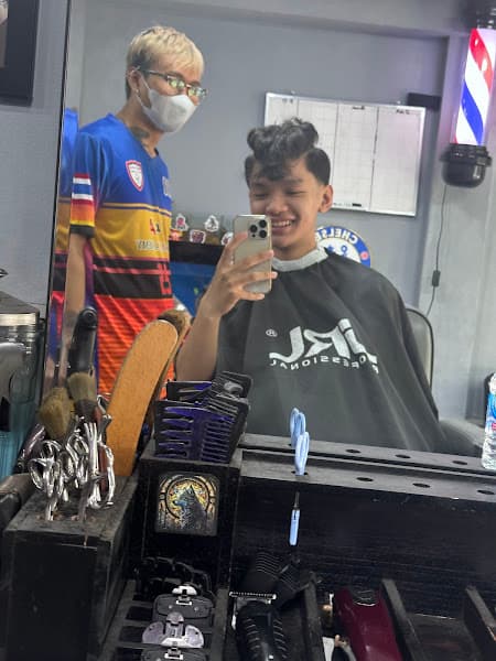 Hình ảnh G.M BarberShop-252 Lãnh Binh Thăng - 2