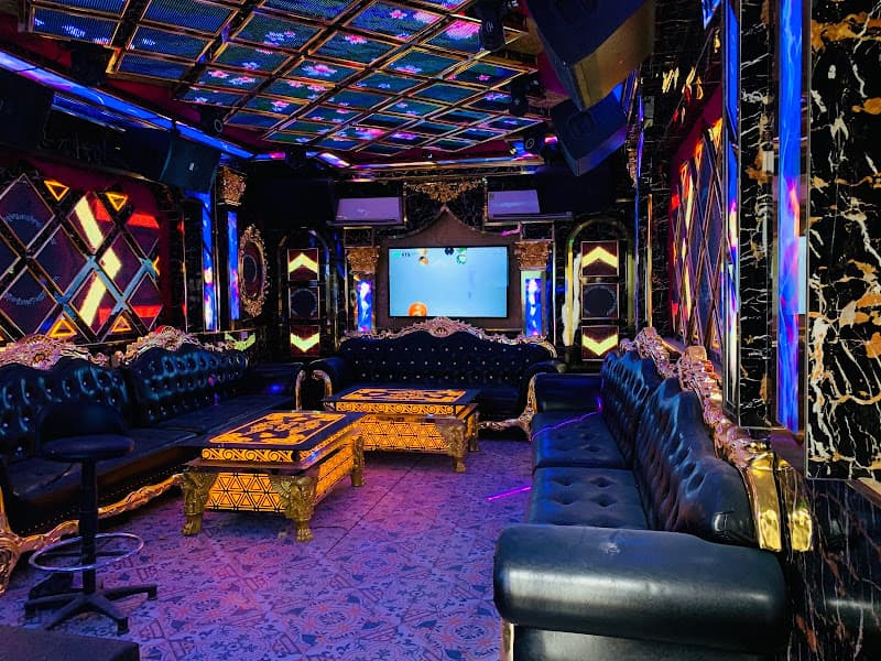 Hình ảnh Karaoke Gold 18 - 5