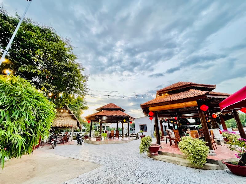 Hình ảnh Ẩm thực Nhà Lá - 3