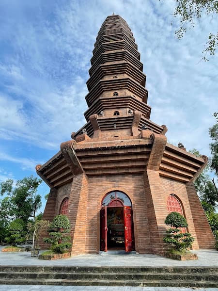 Ảnh bìa Tháp Phật Tích