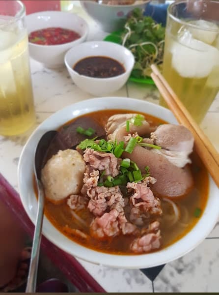 Hình ảnh bún bò o Phụng - chú Vọng - 2