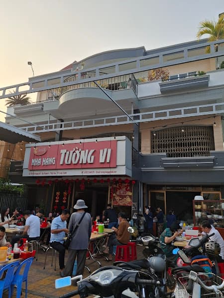 Nhà Hàng Tường Vi