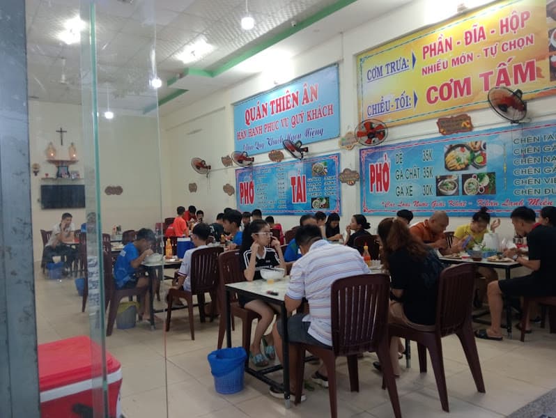 Hình ảnh Quán phở Thiên Ân ( dê, bò, gà) - 3