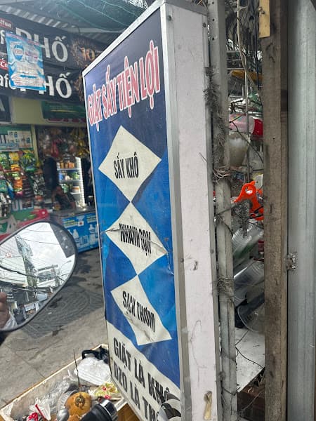 Hình ảnh Giặt Ủi Thuỳ Chiến Laundry Service - 4