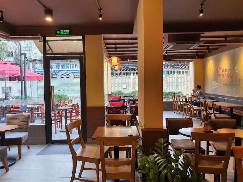 Highlands Coffee - Phan Trung