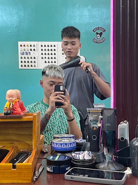 Hình ảnh Hòa NapoLi Barber - Tạ Quang Bửu - 3