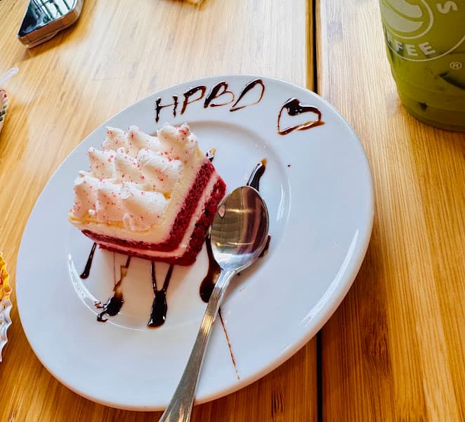 Hình ảnh HIGHLANDS COFFE BÙI VĂN HOÀ - 2