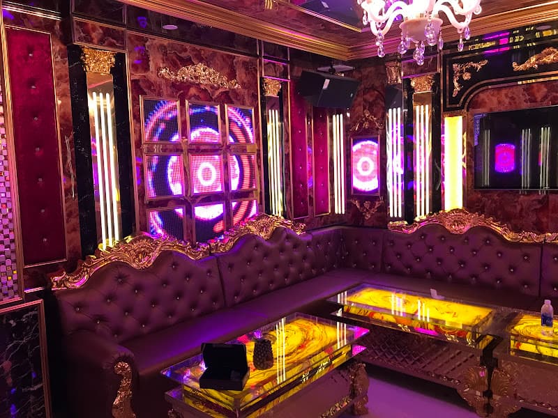 Ảnh bìa Karaoke Hoàng Đạt