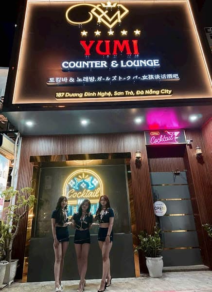 YUMI Counter & Lounge