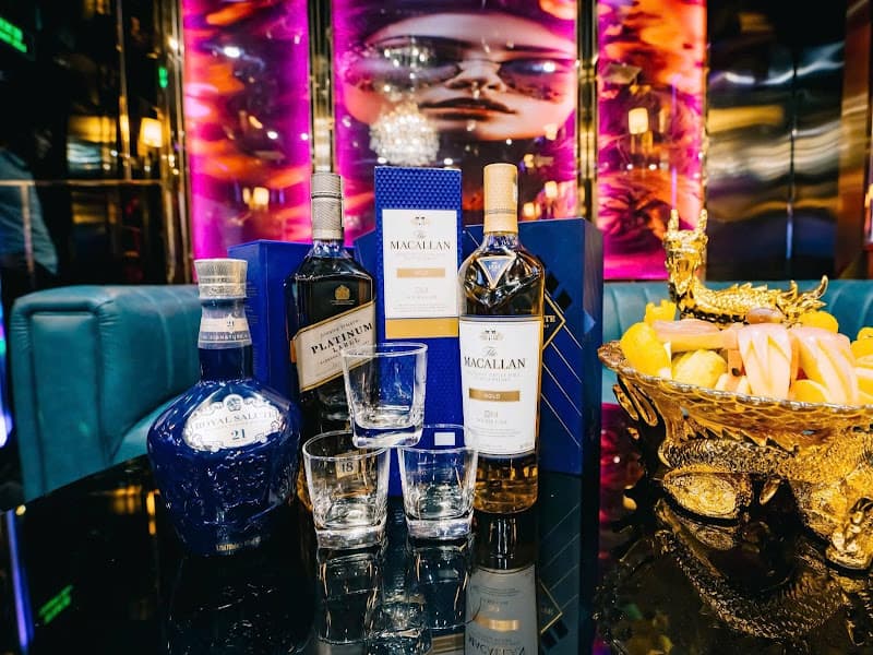 Hình ảnh Tiệm Karaoke - 3