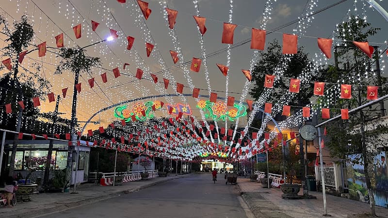 Phố đi bộ huyện Than Uyên