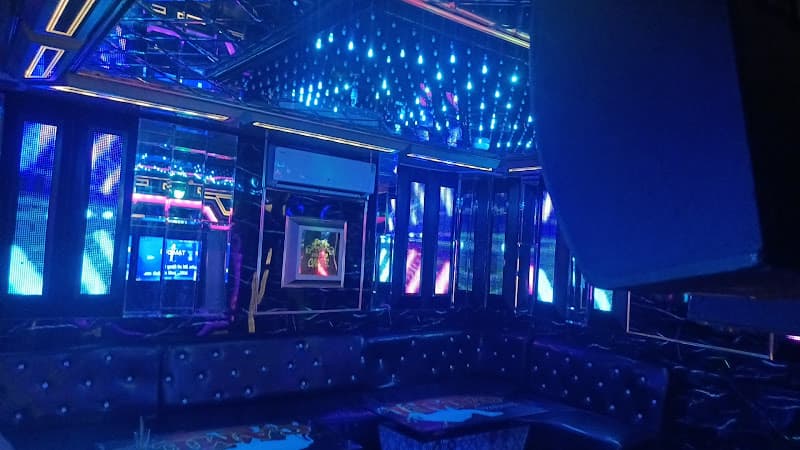 Hình ảnh KARAOKE CAMEL 2 - 2