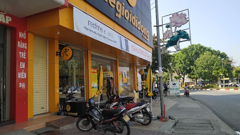Hình ảnh Siêu thị điện thoại Thế Giới Di Động - 3