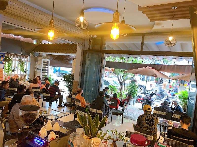 Monaco Coffee - 93 Lê Văn Hưu, Đà Nẵng