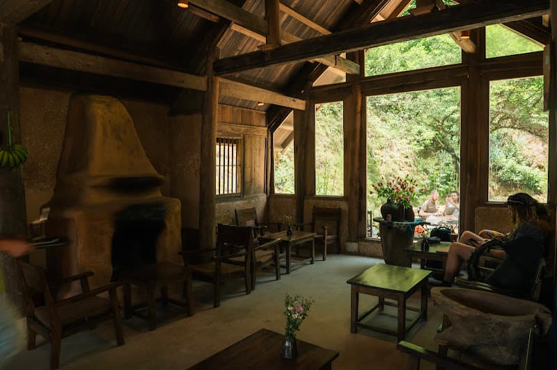 Ảnh bìa 321 WoodenHouse