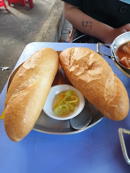 Hình ảnh Bánh mì chảo sân banh - 5