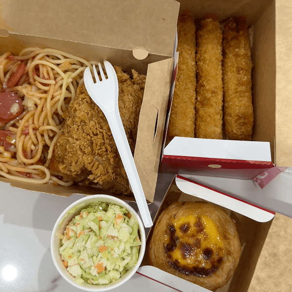 Hình ảnh KFC Phạm Ngọc Thạch Hà Nội - 4