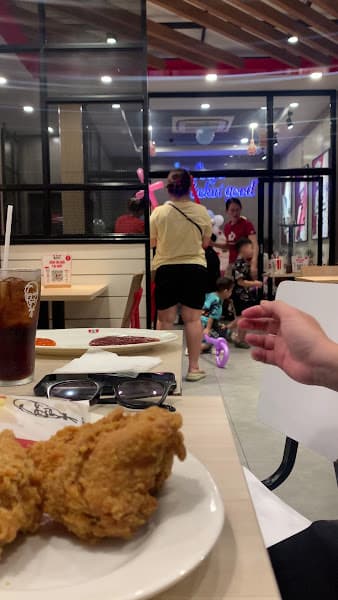 Hình ảnh KFC Minh Phụng - 4