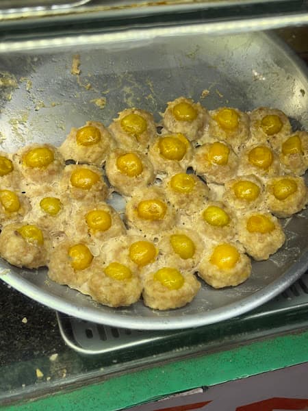 Hình ảnh Bánh Mì Ghiền(xíu mại trứng muối) - 4