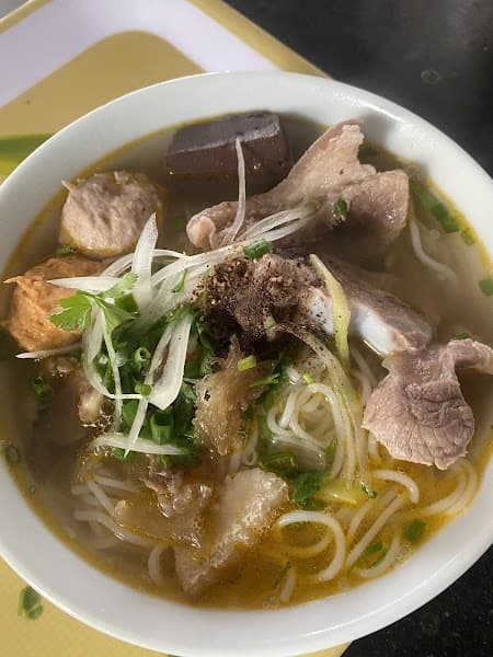 Hình ảnh Bún bò Huế - Tuấn Huyền - 3