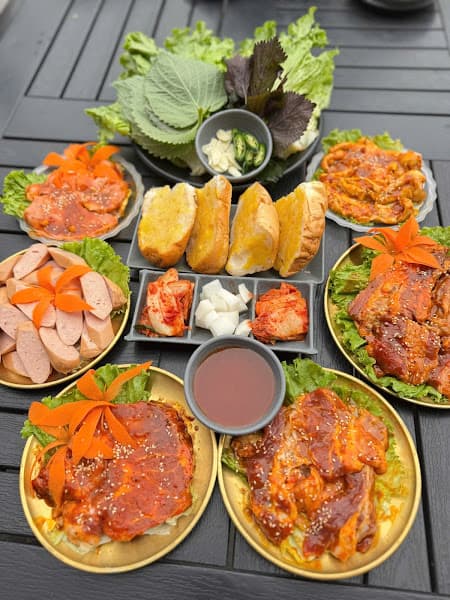 Hình ảnh Lẩu nướng Tươi BBQ Grand World - KTown - 2