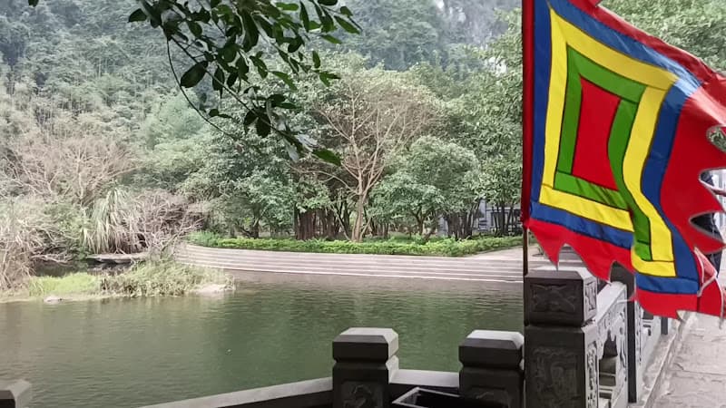 Hình ảnh Đền Suối Tiên - 4